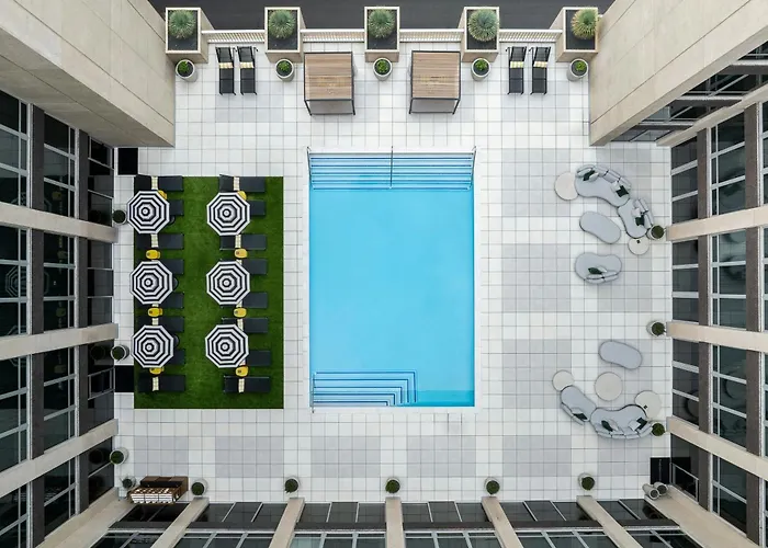 Le Meridien Worth Downtown 4*