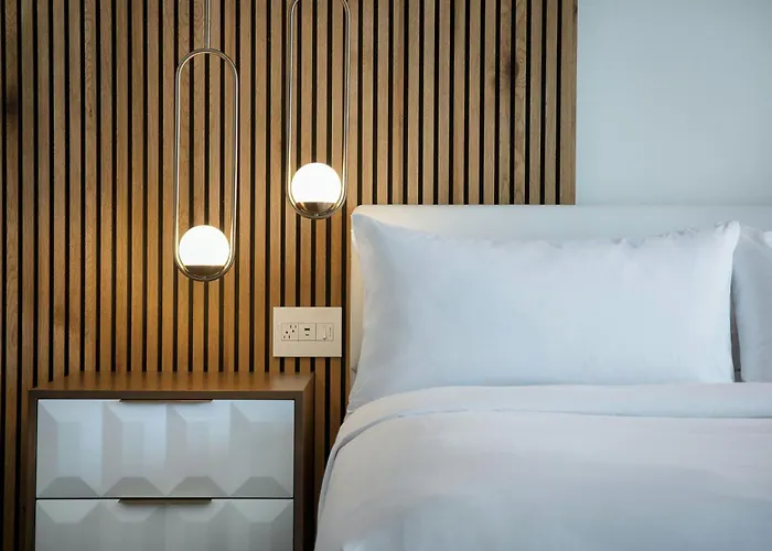 Hotel Le Meridien Worth Downtown