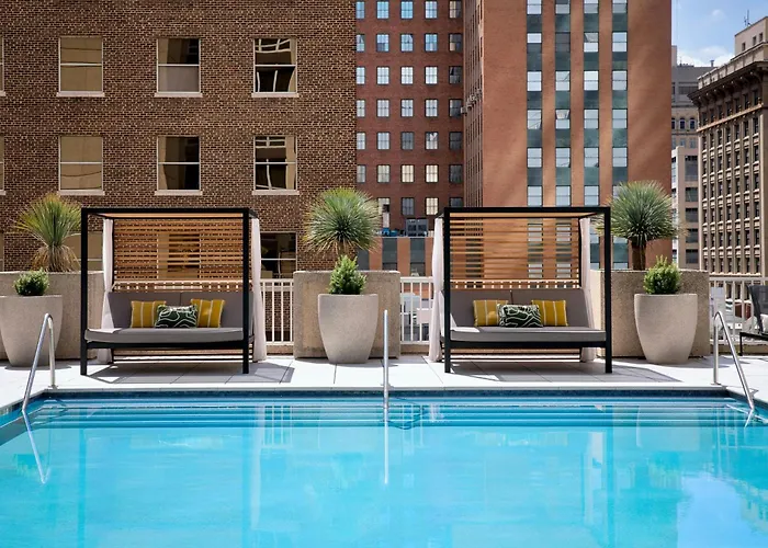Hotel Le Meridien Worth Downtown 4*