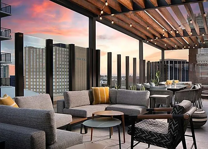 Le Meridien Worth Downtown 4*