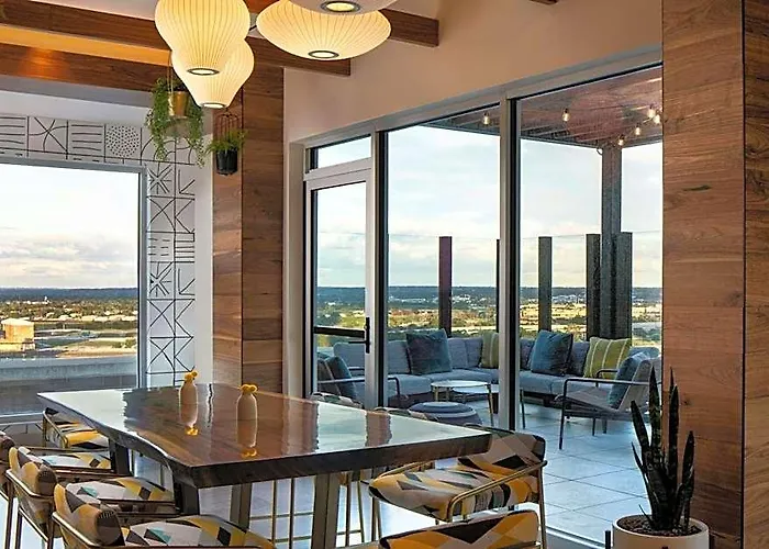 Le Meridien Worth Downtown