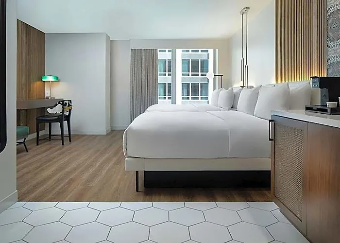Hotel Le Meridien Worth Downtown 4*